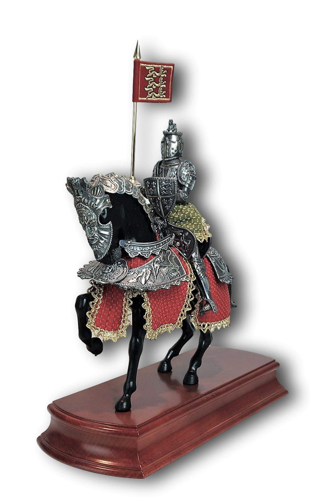 Armadura ecuestre miniatura, estandarte y yelmo ingles